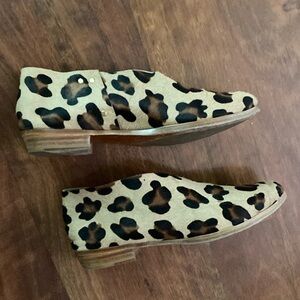 Sevilla Smith shoes booties sz 40, leopard print calf hair